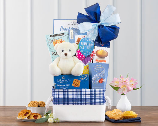 Bear Hugs - Thinking of YouGift Basket - Item No: 989Y
