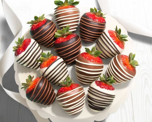 Item 181 - Dipped Chocolate Strawberries (full dozen)