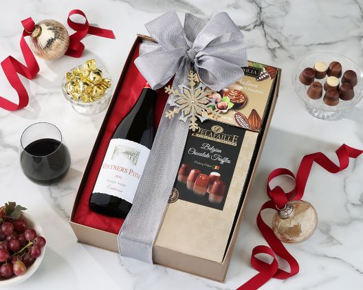 Item 368 - Vintners Path Pinot Noir and Chocolate Gift Box FREE SHIPPING 40% Save Original Price is $ 115