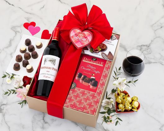 Item 465 - Vintners Path Cabernet and Chocolate Gift Box FREE SHIPPING