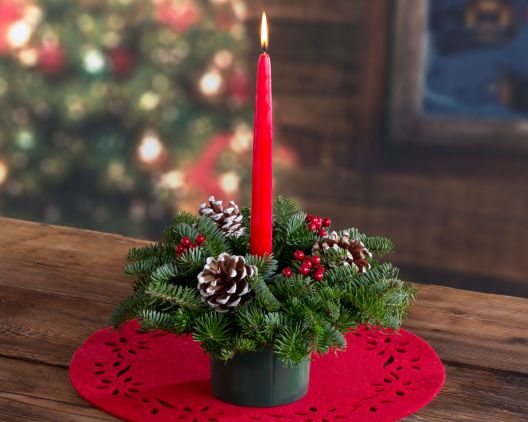 Item 5009 - Holiday Centerpiece