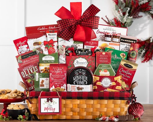 Item 528 - Holiday Delight Gift Basket FREE SHIPPING