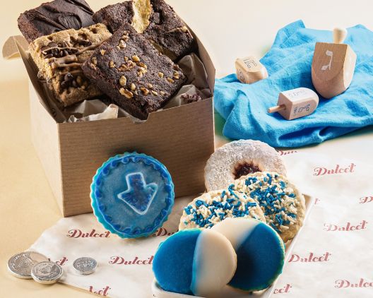 Item 5382 - Deluxe Hanukkah Dreidel Cookie Gift Box FREE SHIPPING