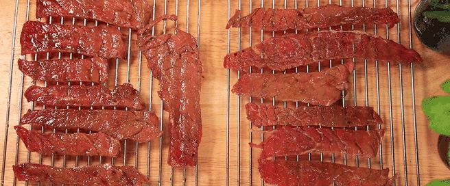 Sweet and Spicy Beef Jerky – Homemade Father’s Day Gift