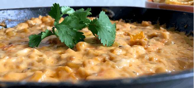 Kickin’ Chicken Queso Dip