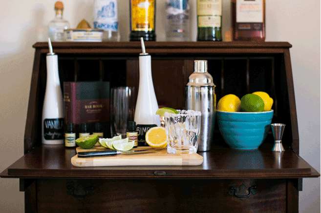 How to Set Up a Beginner Bar in YOUR Home 10