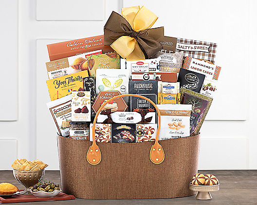 CD3241109 Gourmet Choice Gift Basket for Christmas and personalized card mailed seperately